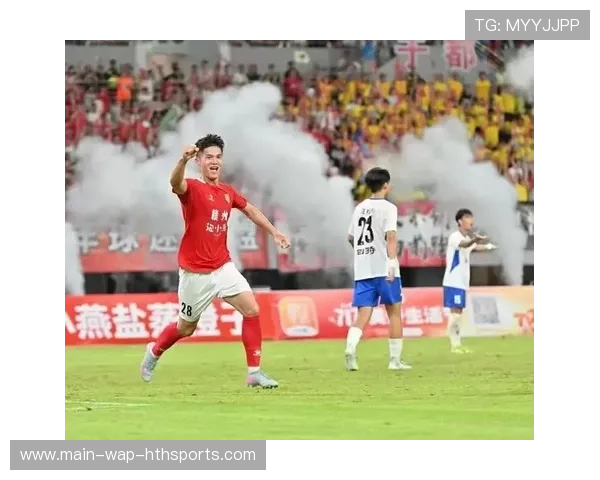 四万多人现场见证赣州队获得2025年“赣超”冠军